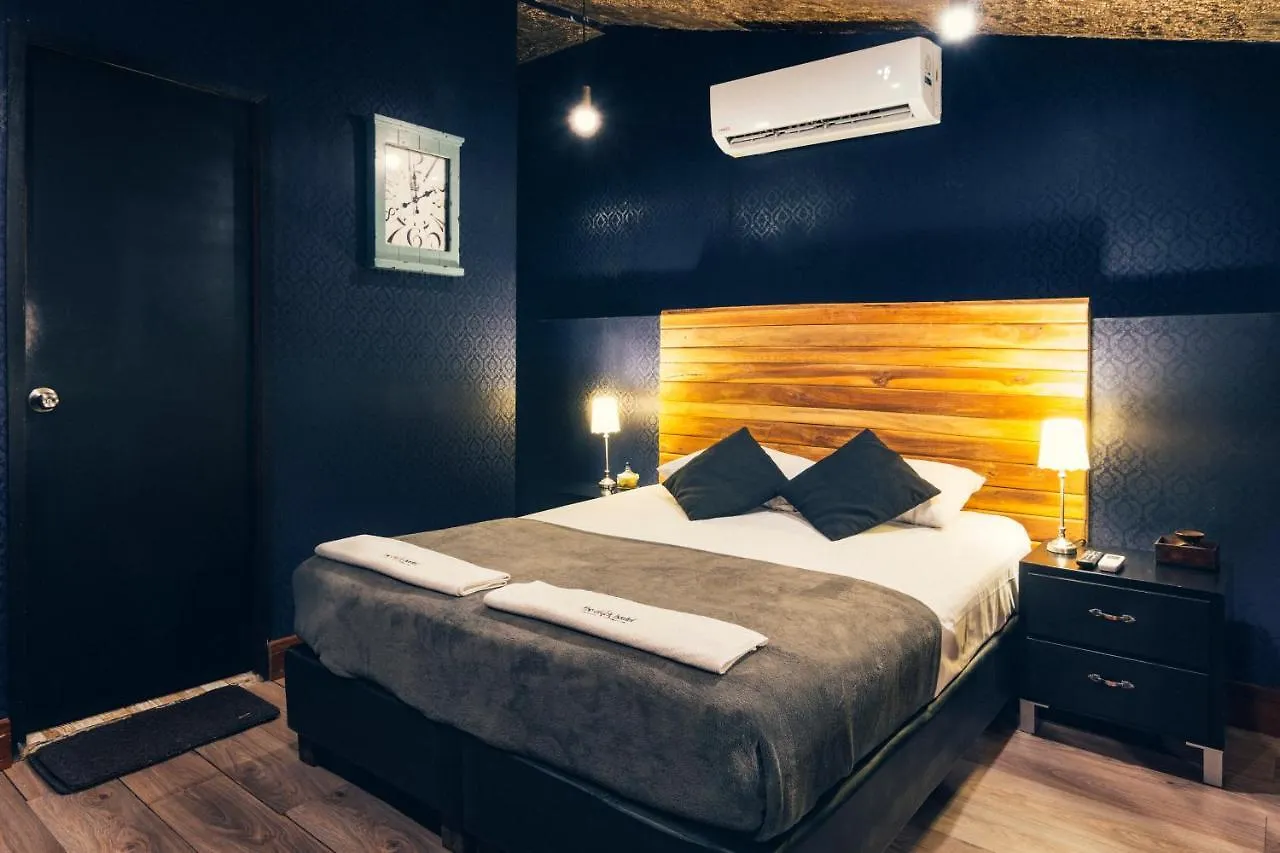 The Clock Hostel & Suites Cartagena